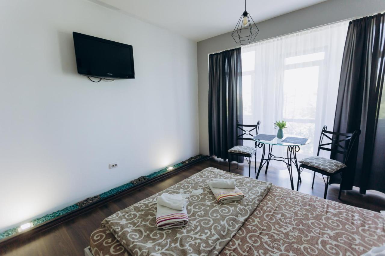 Apartments Біля Жд Вокзалу 伊万诺-弗兰科夫斯克 外观 照片