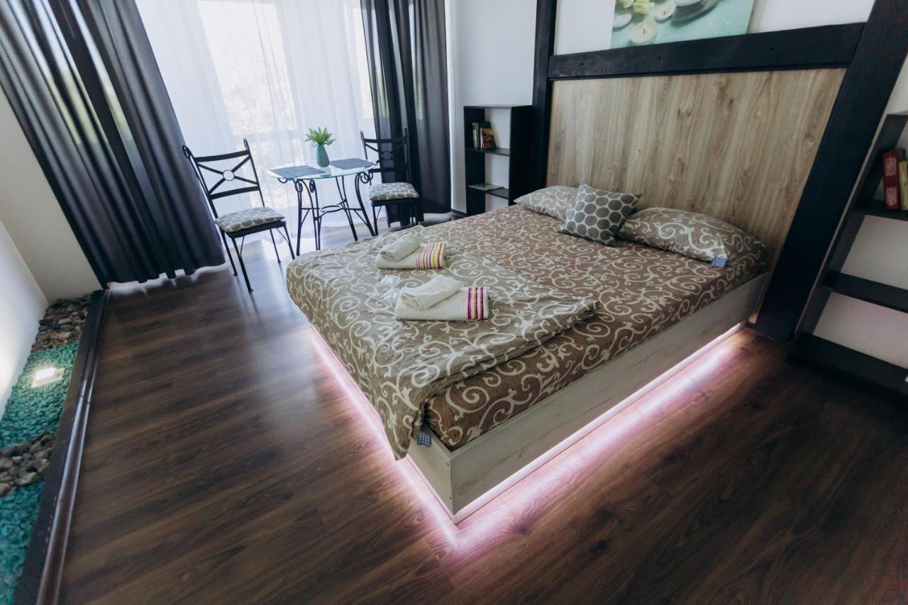 Apartments Біля Жд Вокзалу 伊万诺-弗兰科夫斯克 外观 照片