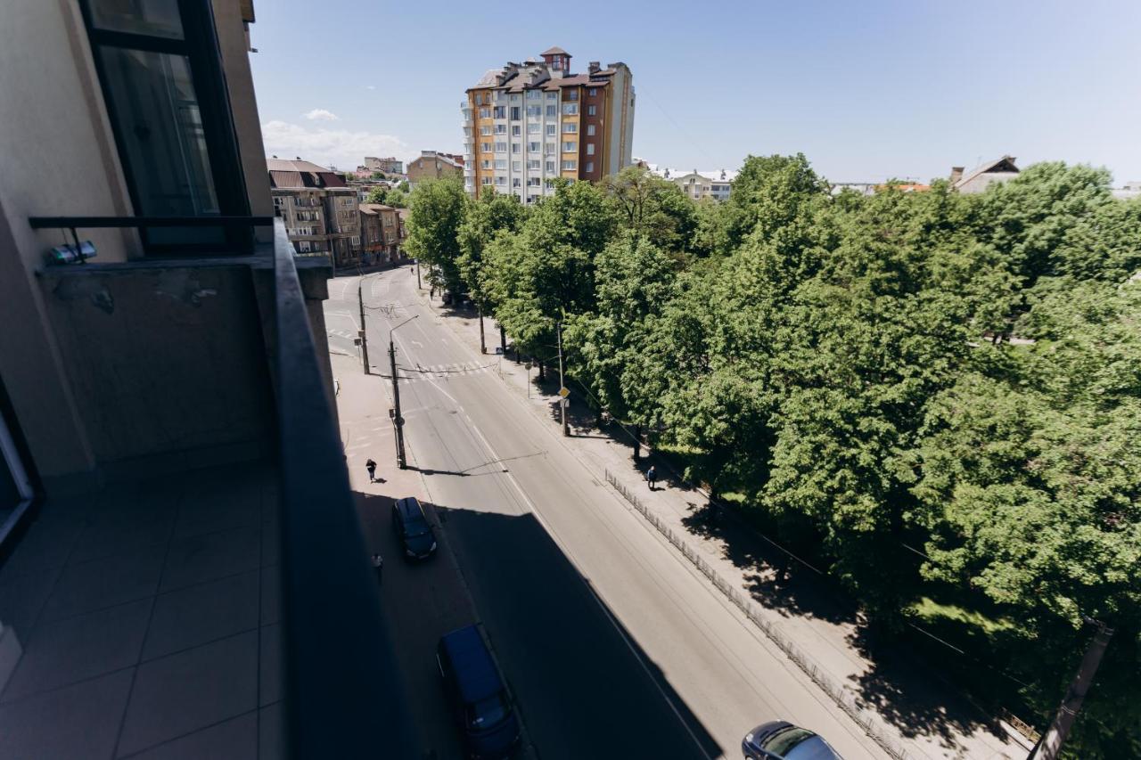 Apartments Біля Жд Вокзалу 伊万诺-弗兰科夫斯克 外观 照片